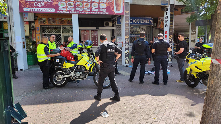 Πυροβολισμοί στο κέντρο της Αθήνας – Δύο τραυματίες Πυροβολισμοί στο κέντρο της Αθήνας – Δύο τραυματίες